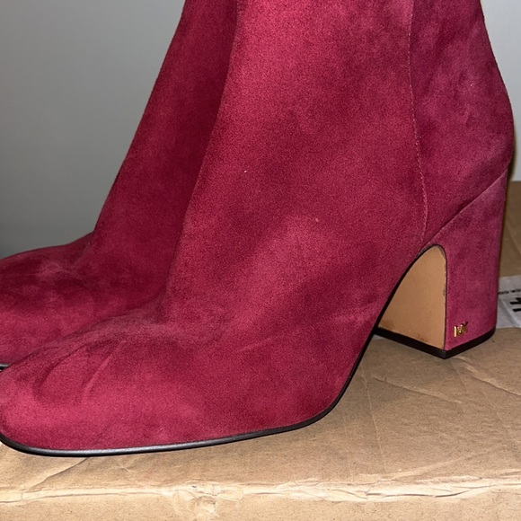 Michael Kors ankle booties - Picture 5 of 5